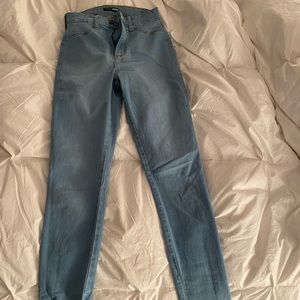Fashion Nova Size 5 Jeans